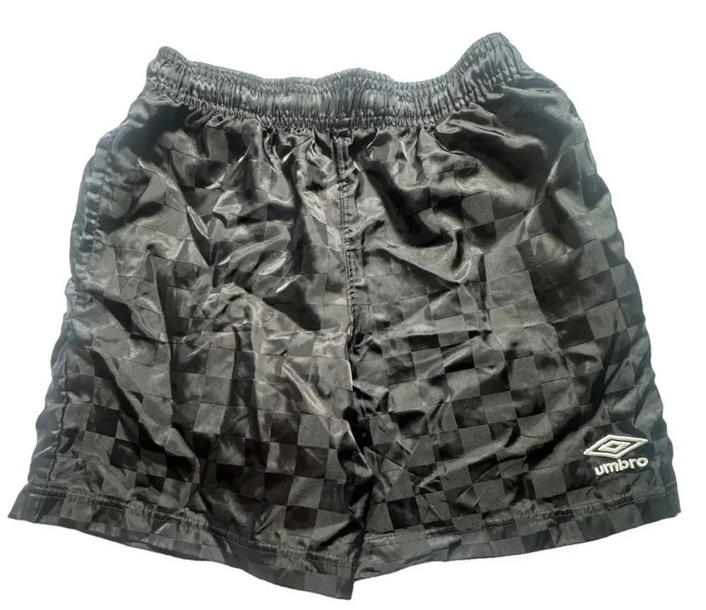Umbro Black Checker Soccer Athletic Shorts Boys Size M Drawstring Lightweight